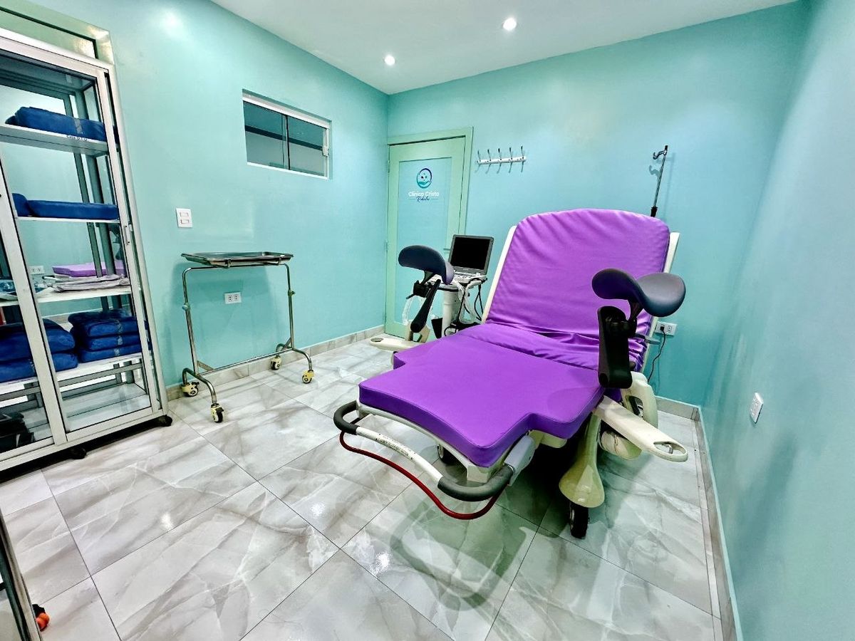 Sala de parto equipada
